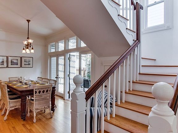 5th image of 1023 Flora Ave