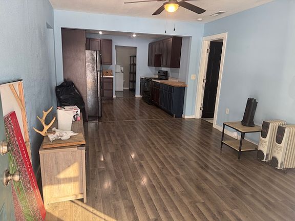 5th image of 301 W Ramsey St