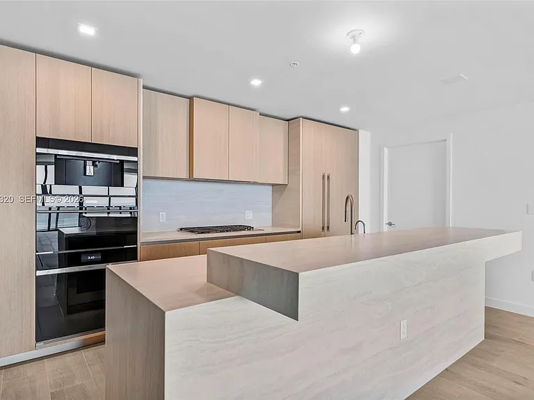 900 N Ocean Blvd #1202 — Photo 17