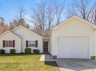 2522 Stratford Crossing Dr, Winston Salem, NC 27103