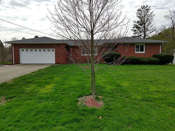 2nd image of 1469 Black Pond Dr