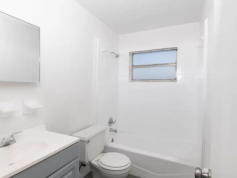 7720 N Miami Ave #106 — Photo 11