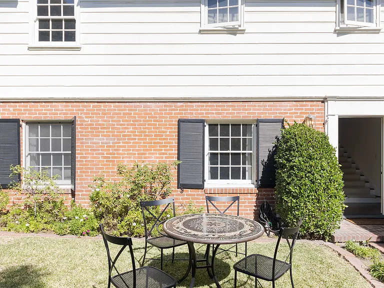 2150 S El Molino Ave — Photo 49