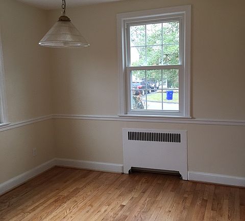 3rd image of 5507 Johnson Ave