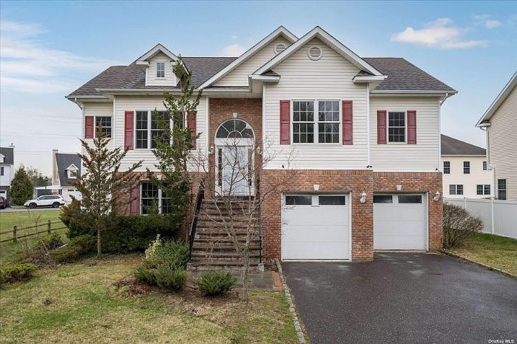 1st image of 314 Fairway Dr