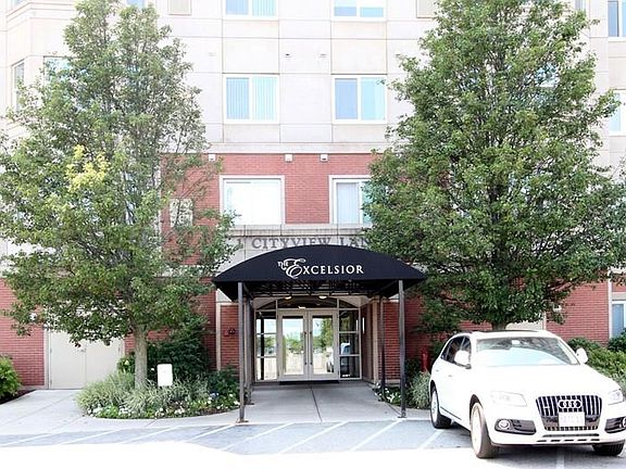 2nd image of 1 Cityview Ln Unit 503