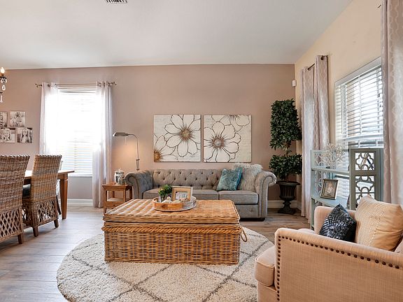 3rd image of 27730 Kirkwood Cir