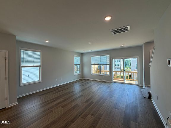 5th image of 9045 Hazy Jade Way