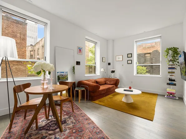 416 W 52nd St APT 526, New York, NY 10019