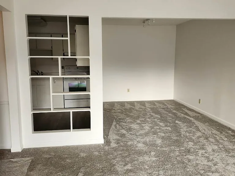 75 Atterbury Blvd #310 — Photo 2