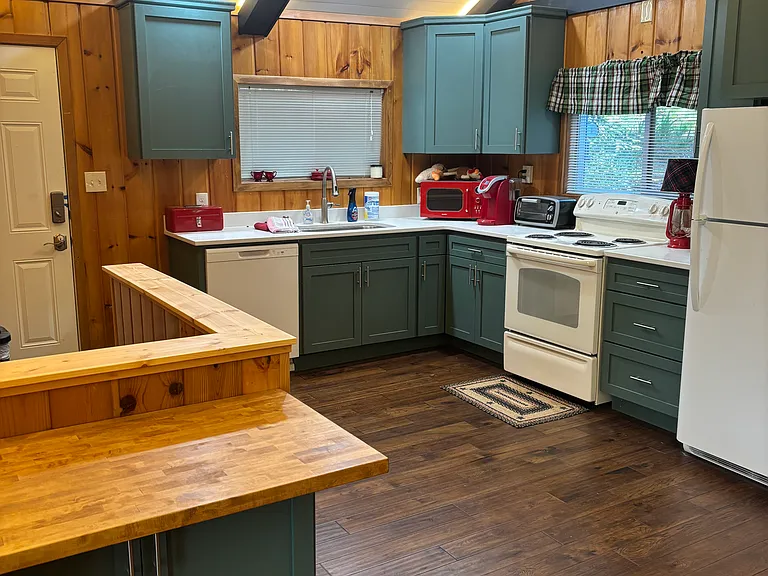 21441 N Cochran Ln — Photo 21