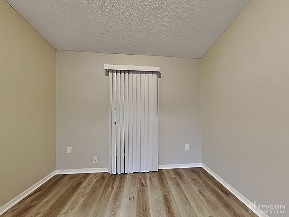5th image of 2820 Forest Edge Dr