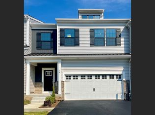 14 Rose Hill Way, Aston, PA 19014