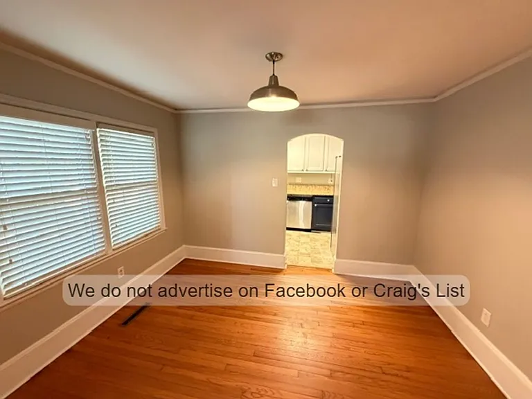 218 Woodrow St — Photo 3