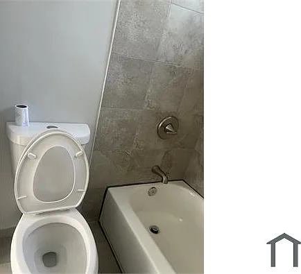 2 bed, 665 sqft, $2,666 — Photo 3