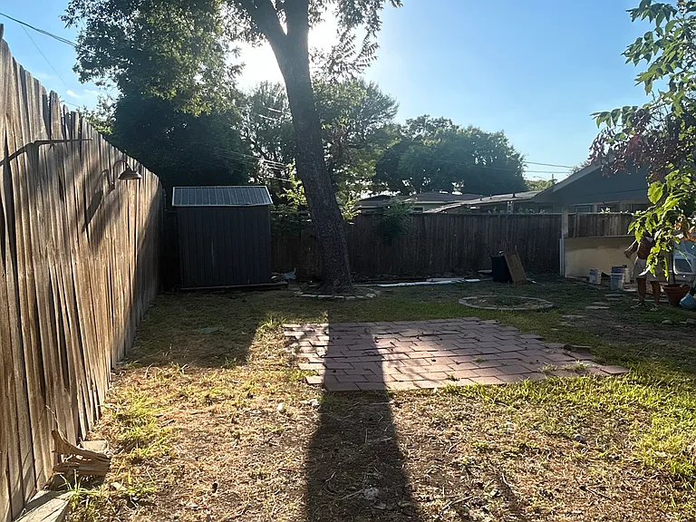 618 Storeywood Dr — Photo 9