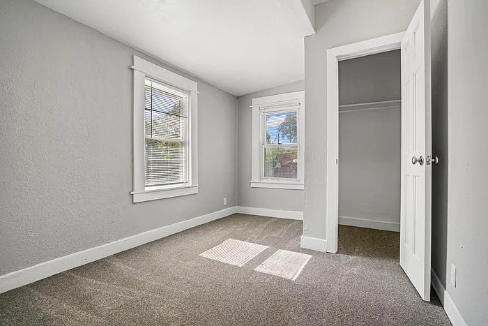 3900 3rd Ave — Photo 8