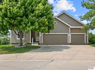 5144 N 159th Cir, Omaha, NE 68116