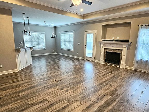 2nd image of 103 Basswood Dr