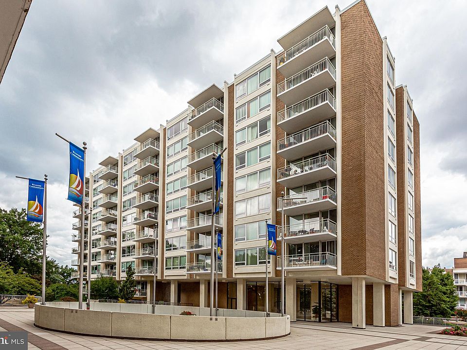 1st image of 1425 4th St SW APT A305