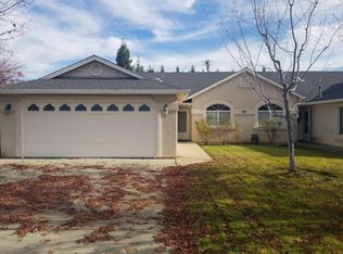 881 Cally Ct #B, Redding, CA 96003