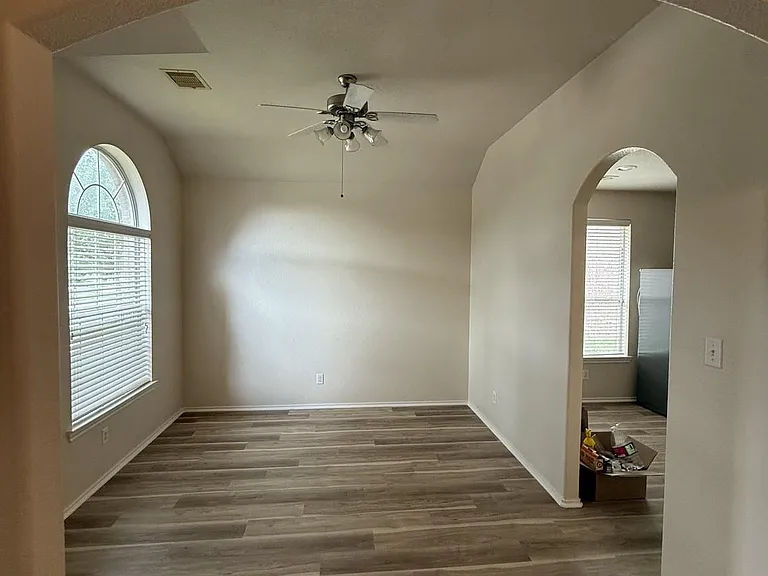 8938 Headstall Dr — Photo 10
