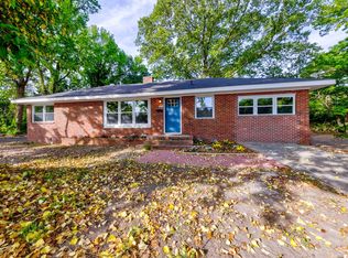 1557 N Great Neck Rd, Virginia Beach, VA 23454