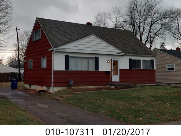 3373 Roswell Dr, Columbus, OH 43227