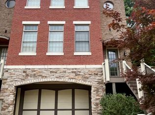 3442 Golden Ave, Cincinnati, OH 45226