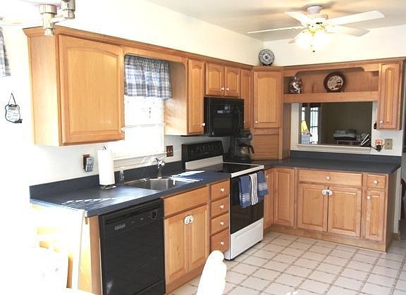 5th image of 15486 Golf Club Dr