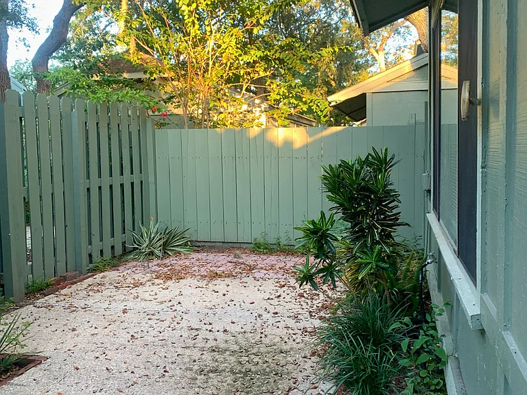 136 Pine Cone Trl — Photo 4