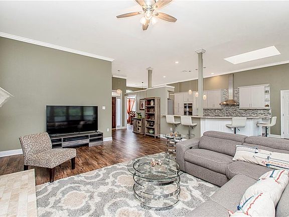 5th image of 7119 Creekwood Dr