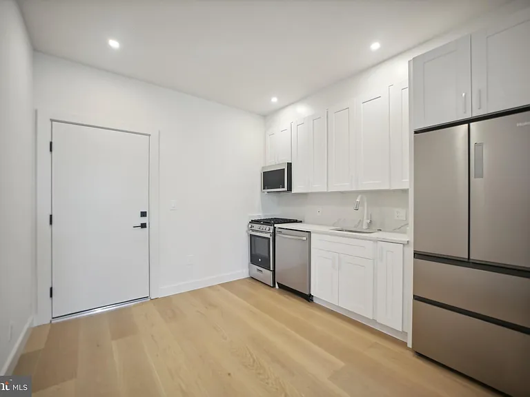 1329 Connecticut Ave NW #201 — Photo 9