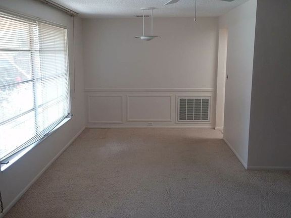 4th image of 3607 Wiltshire Dr