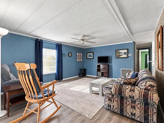 5th image of 1610 REYNOLDS ROAD #10