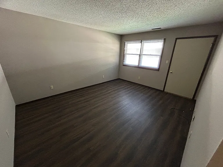 207 E Newkirk St — Photo 21