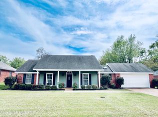 3018 Windwood Cir, Flowood, MS 39232