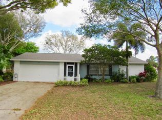 5712 Shannon Dr, Fort Pierce, FL 34951