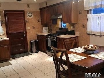 2nd image of 23 Keeler St