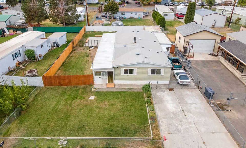 1st image of 847 N 59th Ave
