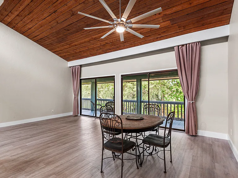 4187 Abbey Ct — Photo 4