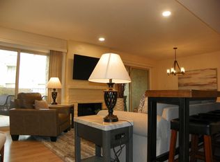 7360 N Via Camello Del Norte St #201, Scottsdale, AZ 85258