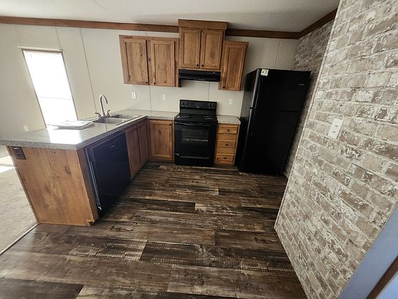 3rd image of 22 Burkhalter Trailer Park #22