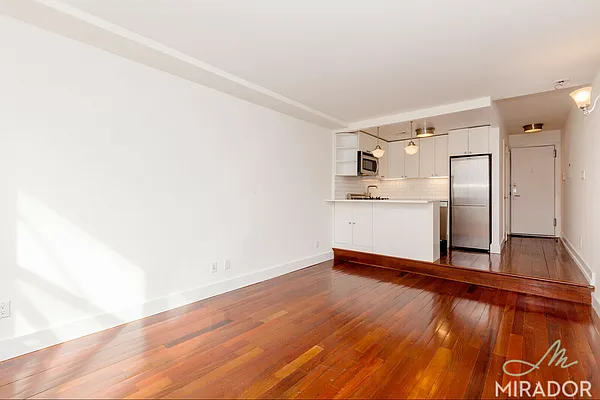 Rented by Mirador Real Estate | media 11