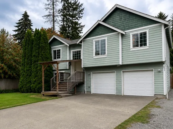 627 Brookdale Road E, Tacoma, WA 98445
