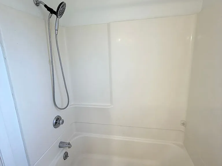 291-293 E Welby Ave #295 — Photo 9