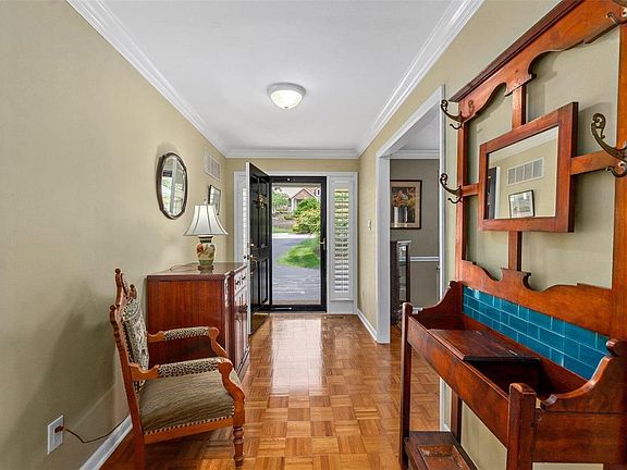 5th image of 765 Cedar Field Ct