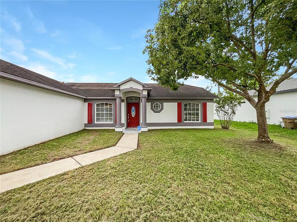 1st image of 139 BARRINGTON DRIVE