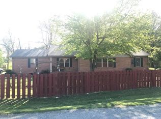 6 Carriage Ln, Metropolis, IL 62960