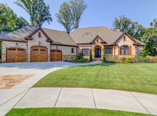 1021 Laurel Cv, Hoschton, GA 30548